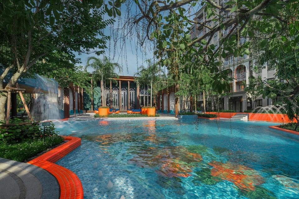 Pool view, Swimming pool