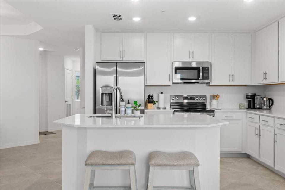 Wellen Golf 3-Bed, 2-Bath Condo House in North Port