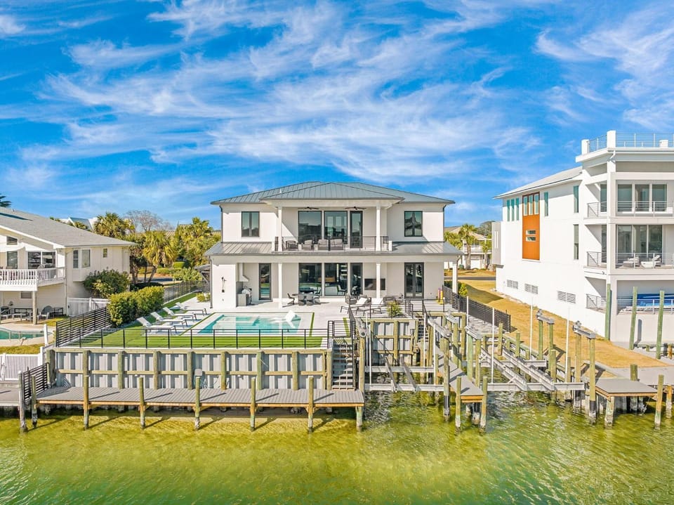 Isle Be Back House in Destin
