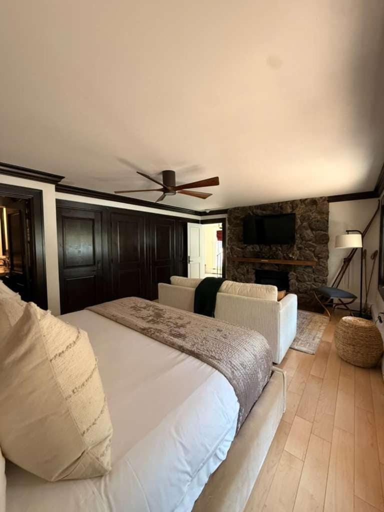 Spacious 3 & 3 in Aspen's Core with Sauna Apartment in Aspen