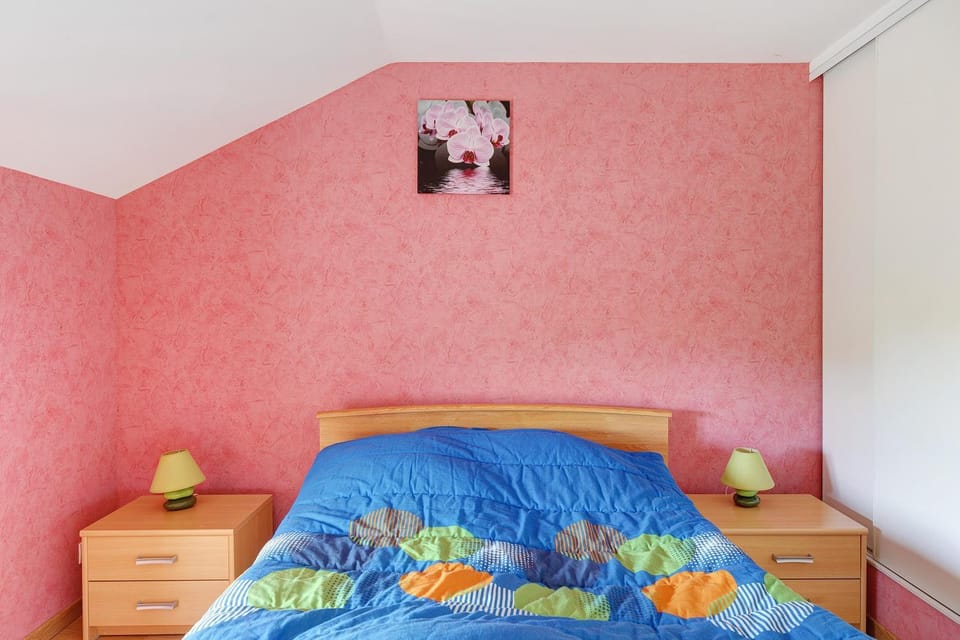 Property building, Living room, Bedroom