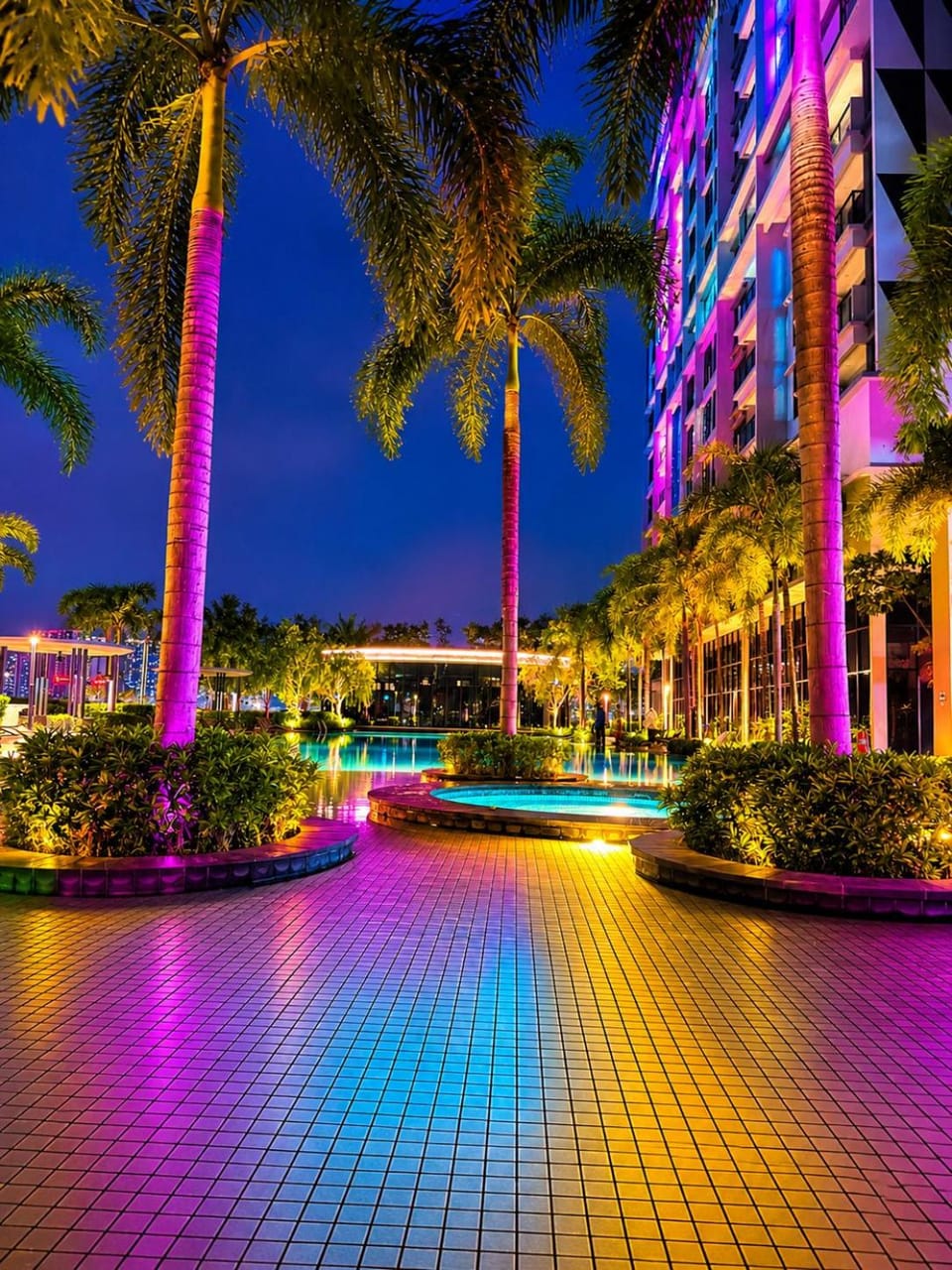 Swimming pool