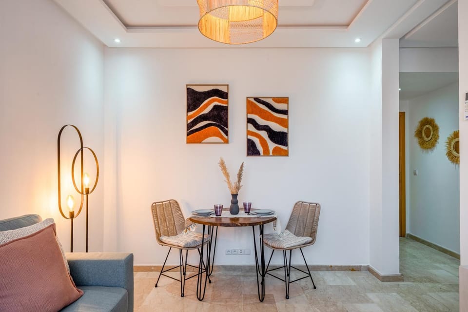 Living room, Dining area