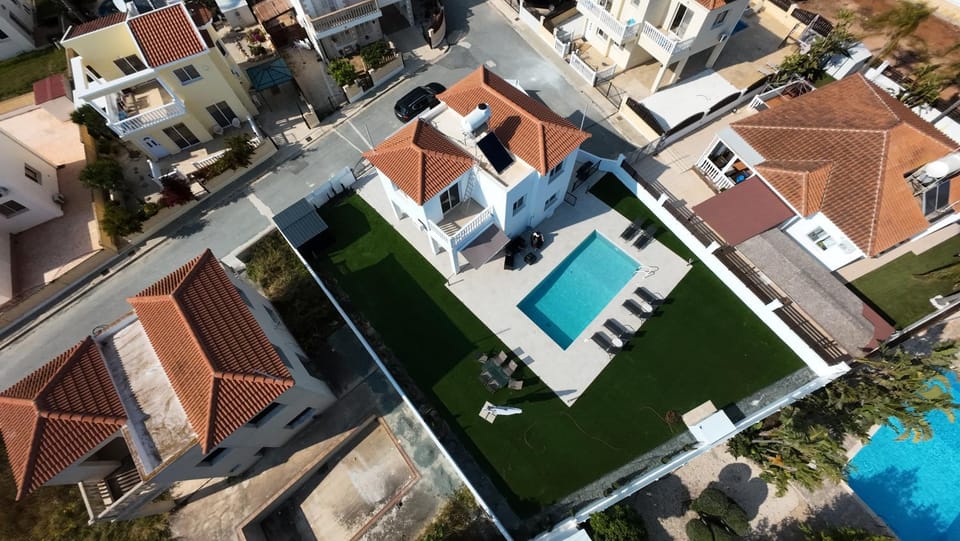Villa Christina - 2026 Renovated Deluxe Villa Villa in Sotira