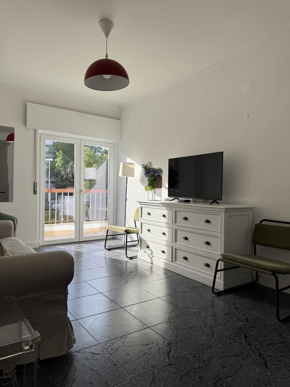 Communal lounge/ TV room, TV and multimedia, Living room, Seating area
