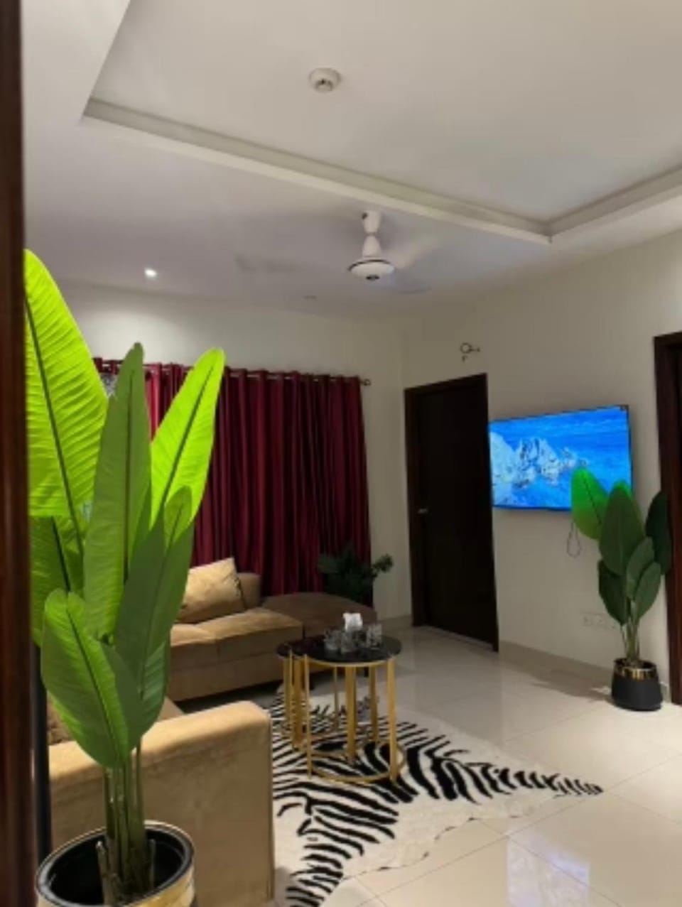 The Vibs 2 BR Apartments in E-11 Islamabad Apartment in Islamabad Capital Territory