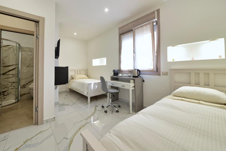 TV and multimedia, Photo of the whole room