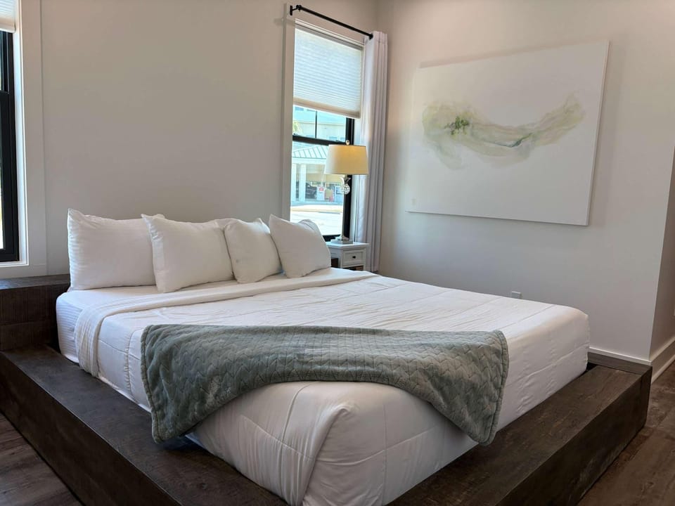 Stylish coastal home near beaches and shopping House in Port Saint Joe