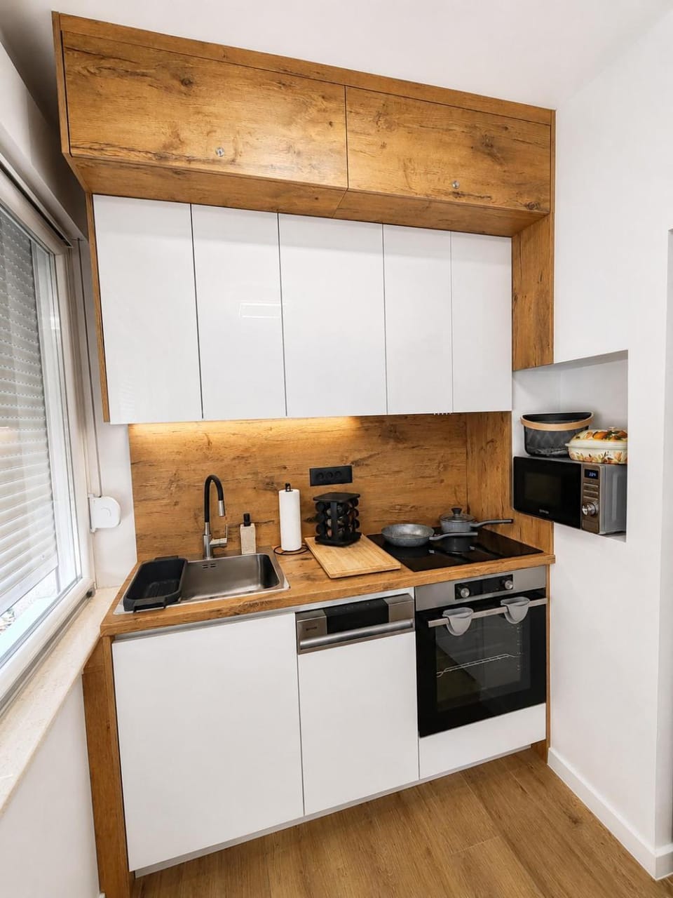 dishwasher, microwave, oven, stove, kitchen