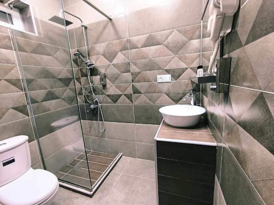 Toilet, Bathroom, Bath