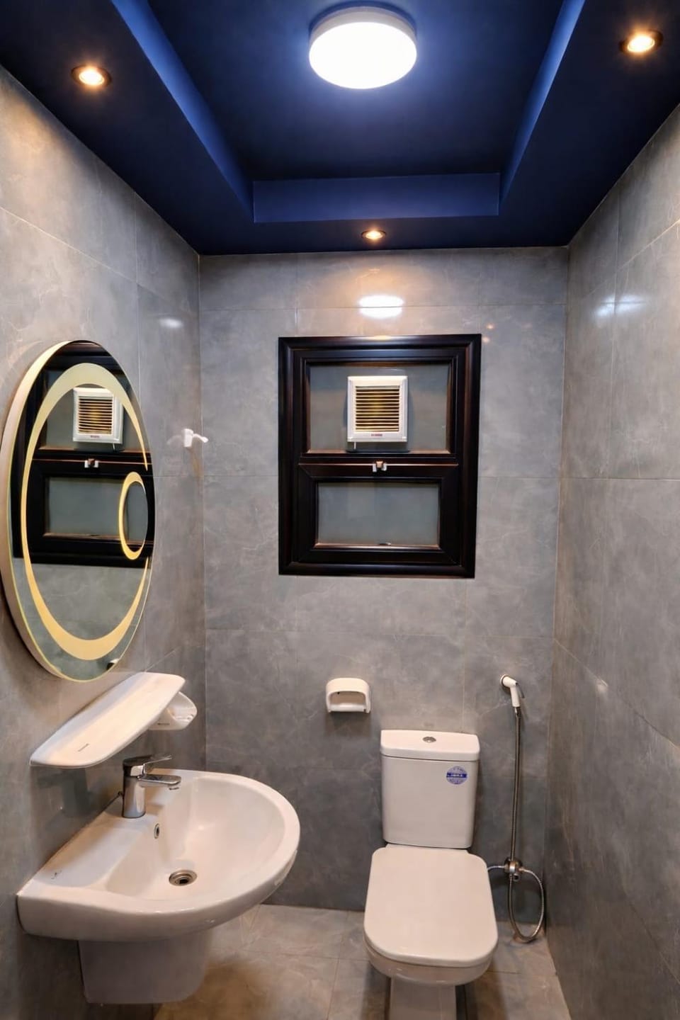 Rody Stays Porto Luxury 1BR Sea View Chalet Porto Said Apartment in Egypt