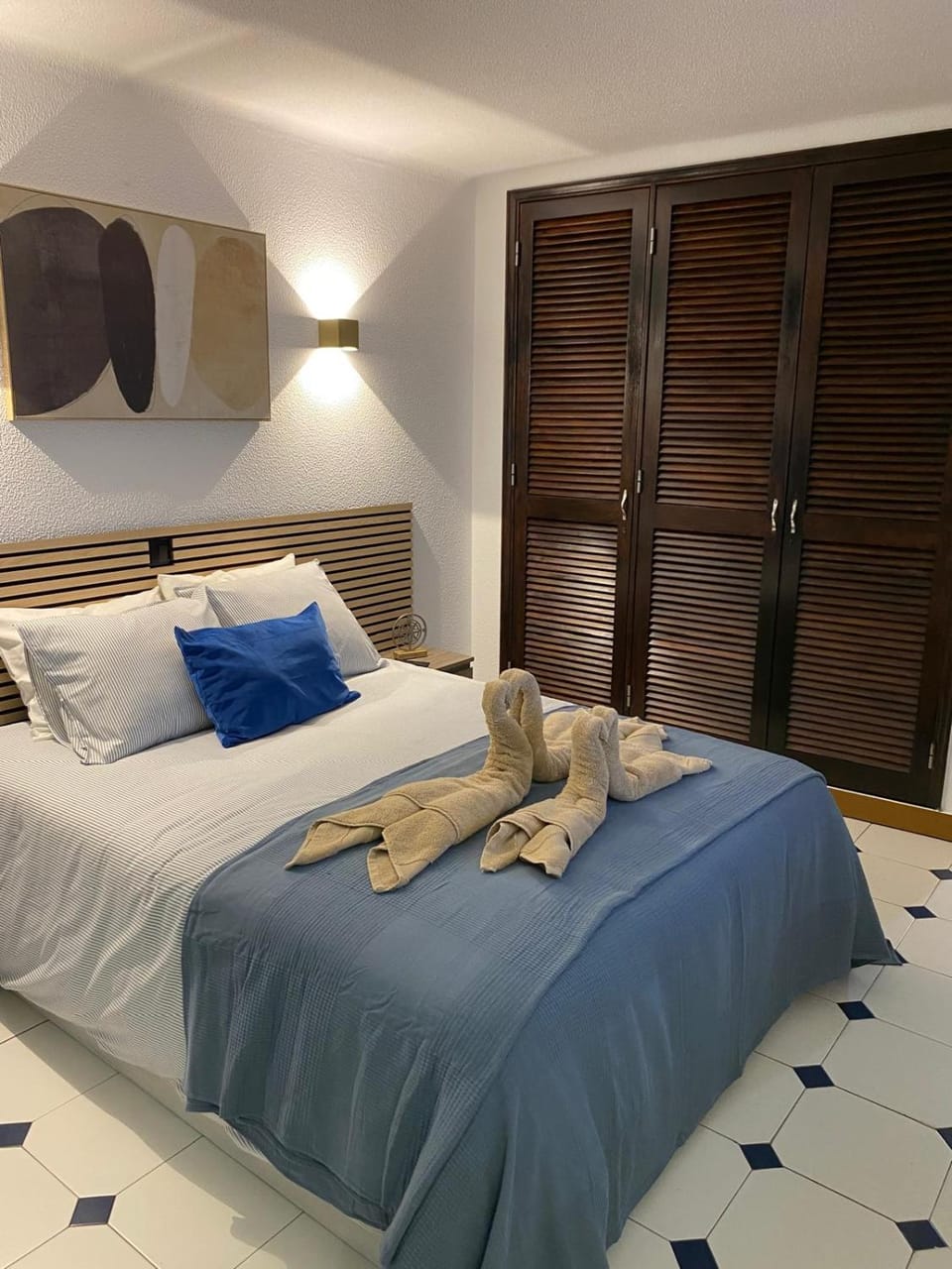 Bedroom, air conditioner