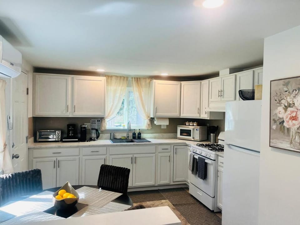 Dafna, Unit 3 - Two Bedroom, One Bath House in Sierra Nevada