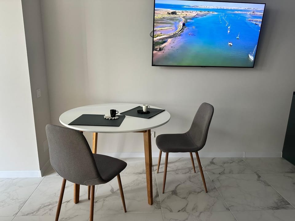 ЖК Дельмар White VIP apartments рядом с мост сити Apartment in Dnipro