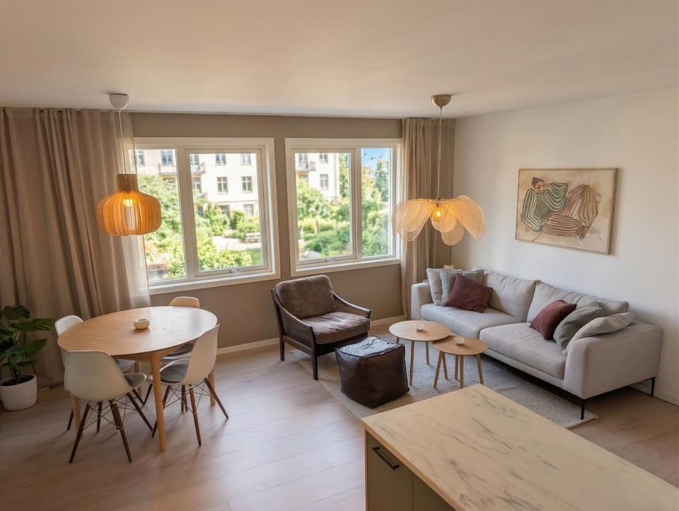 Living room, Seating area, Dining area