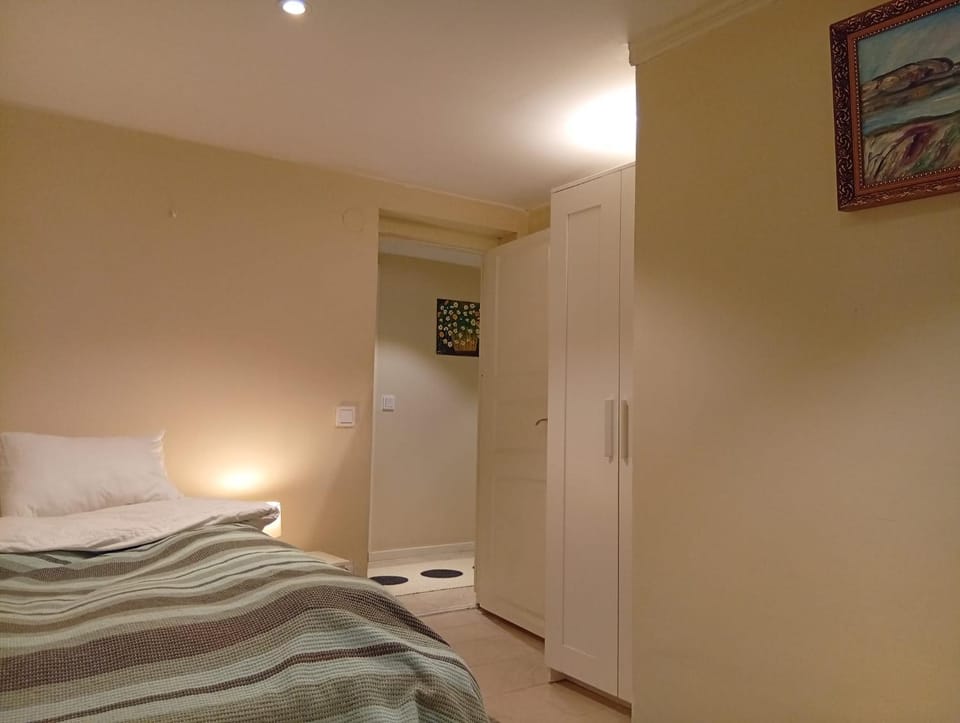 Bed, Bedroom, wardrobe