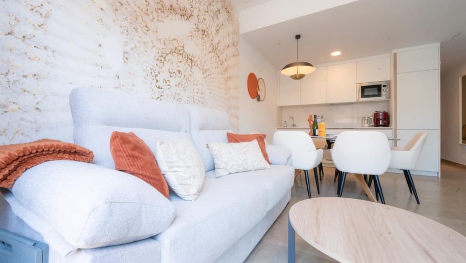 Living room, Seating area, kitchen