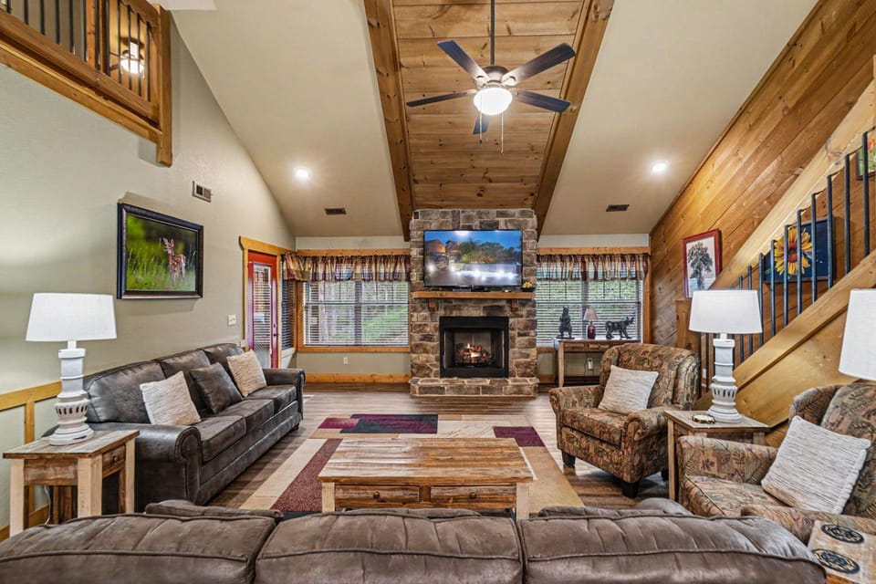 Ivie Holler Chalet in Gatlinburg
