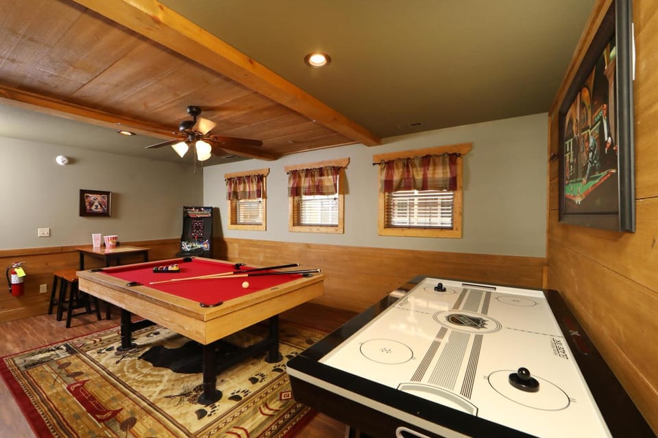 Head Over Hills Chalet in Gatlinburg