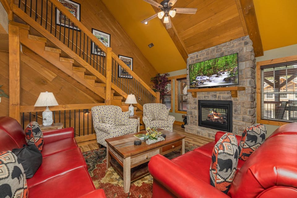 Altitude Adjustment Chalet in Gatlinburg