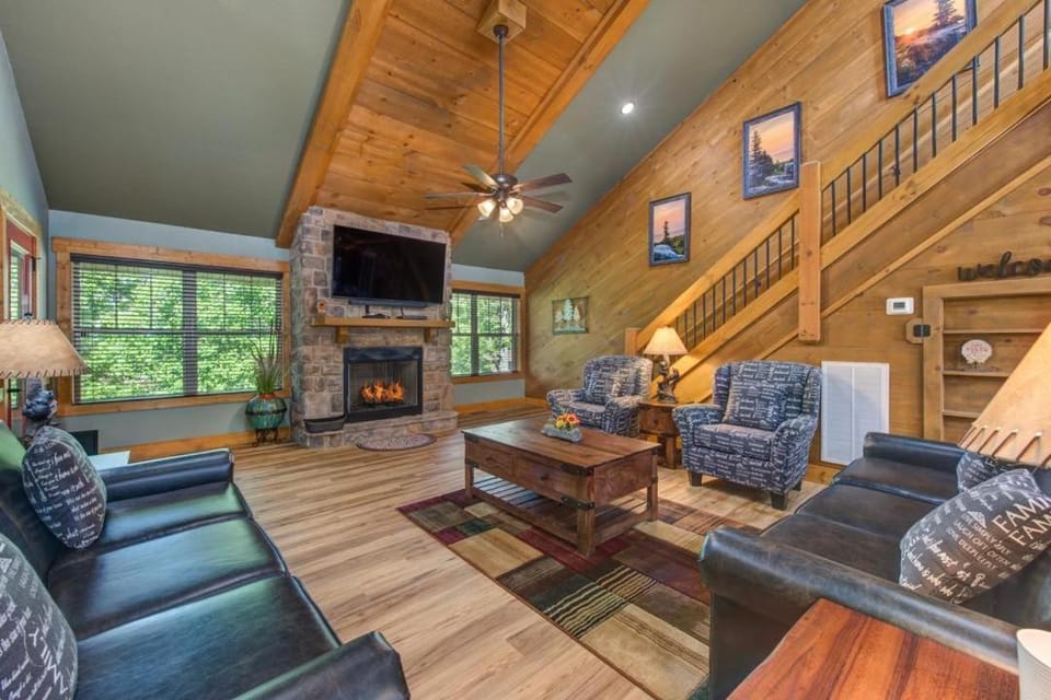 Running Bear Chalet in Gatlinburg