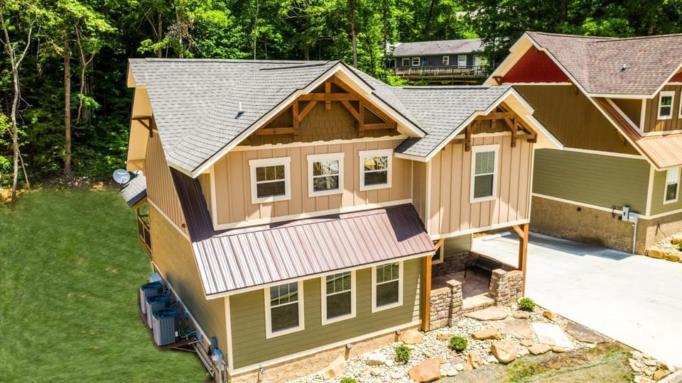 Gatlinburg Pool Pad Chalet in Gatlinburg