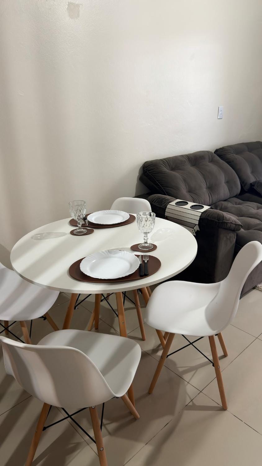 Apartamento Studio Térreo no Centro com Ar Condicionado e Garagem Apartment in Tramandaí
