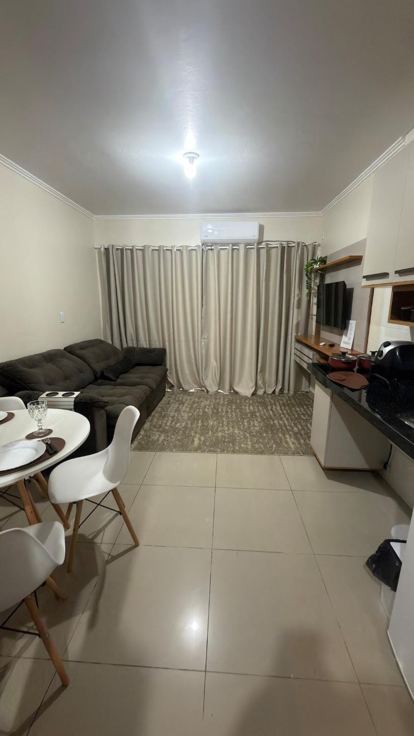 Apartamento Studio Térreo no Centro com Ar Condicionado e Garagem Apartment in Tramandaí