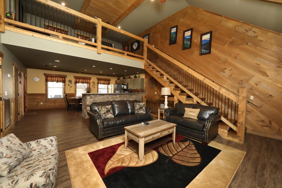 Splash Time Cinema Chalet in Gatlinburg