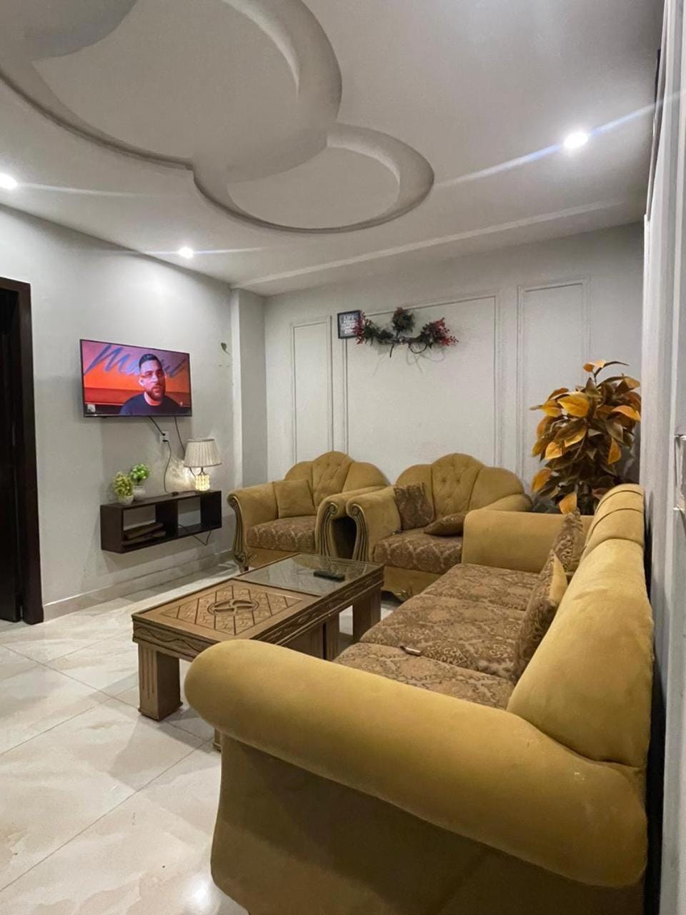 Suit lounge Apartment in Lahore