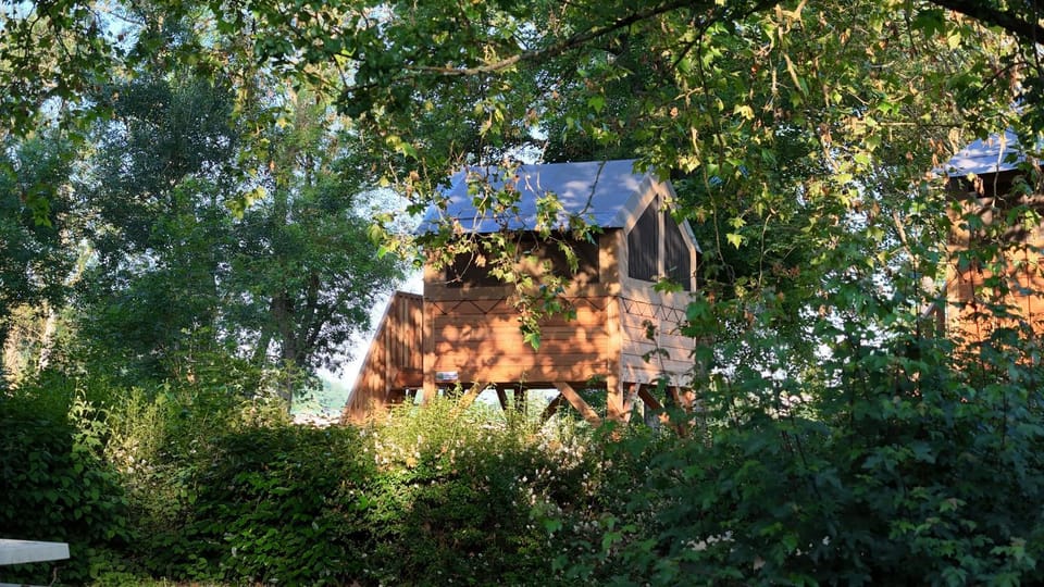Onlycamp - La montagne de Reims Campground/ 
RV Resort in Grand Est
