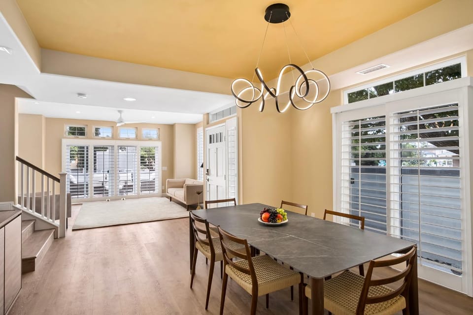 Pet-friendly! Near downtown Oceanside - Sea Spray House in Oceanside