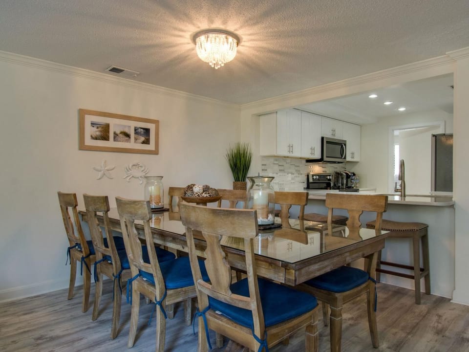 223 Shorewood House in South Forest Beach