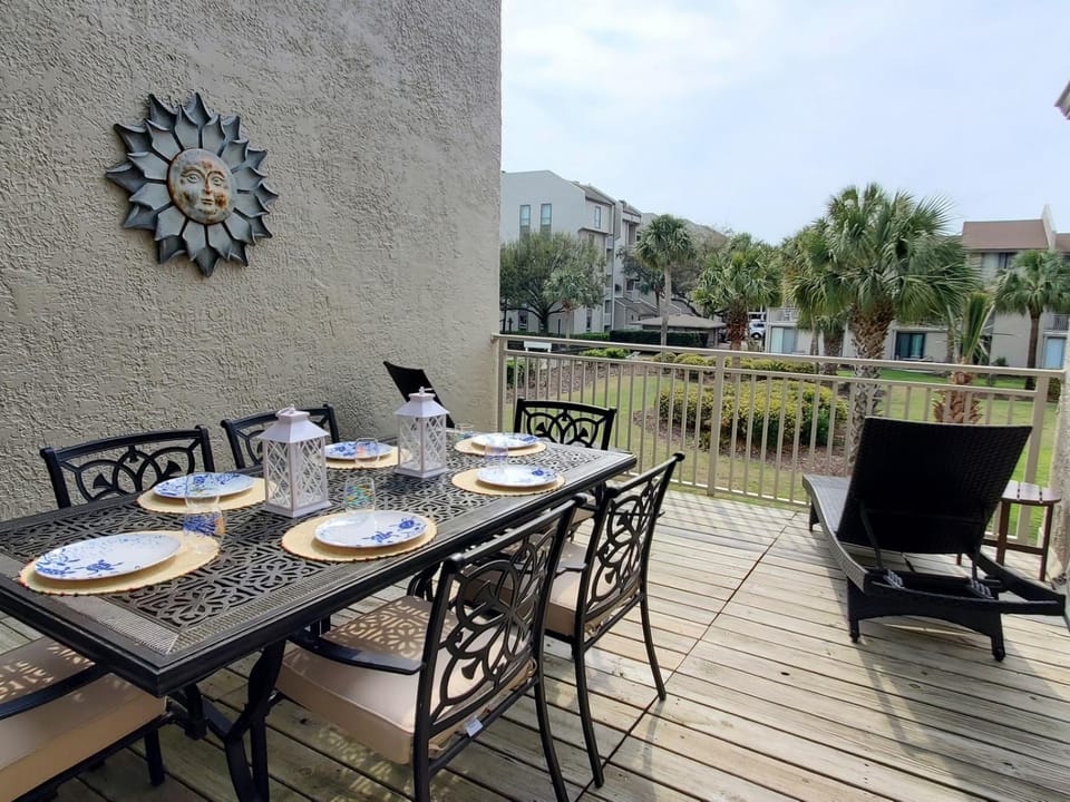223 Shorewood House in South Forest Beach