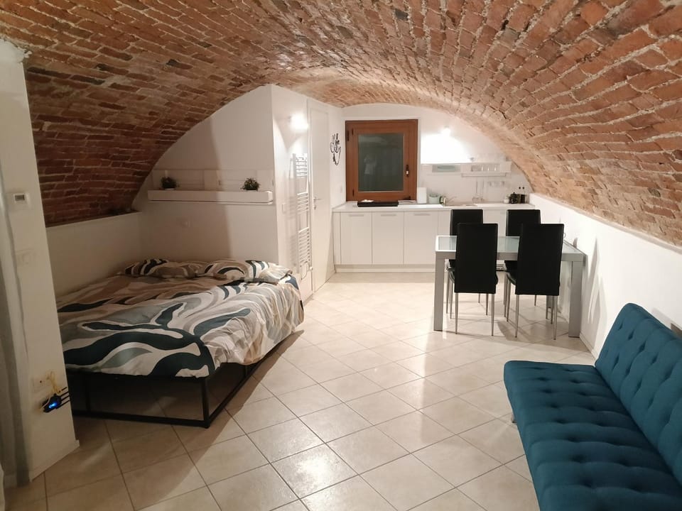 Antiche Mura on Garda Lake Apartment in Province of Brescia