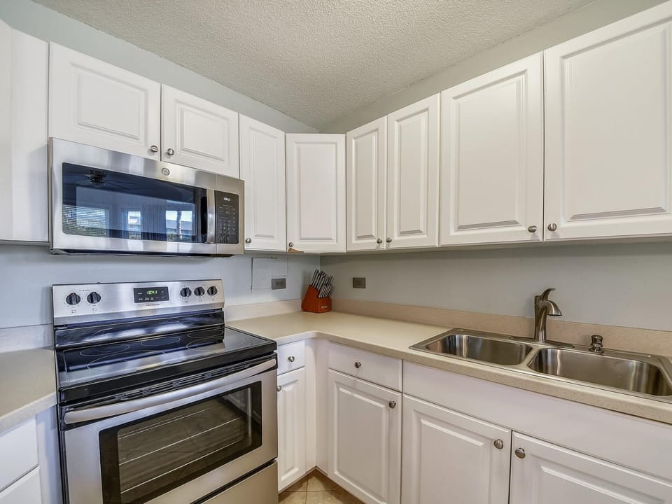 2108 SeaCrest House in North Forest Beach
