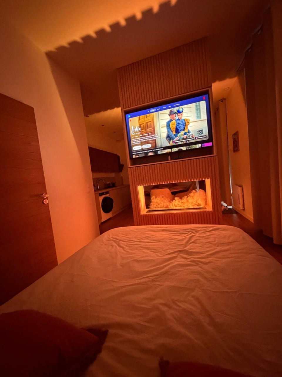Communal lounge/ TV room, TV and multimedia, Bedroom