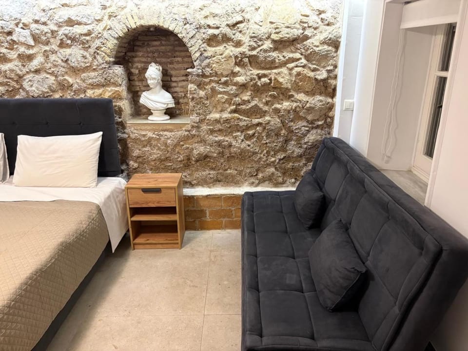 Living room, Photo of the whole room