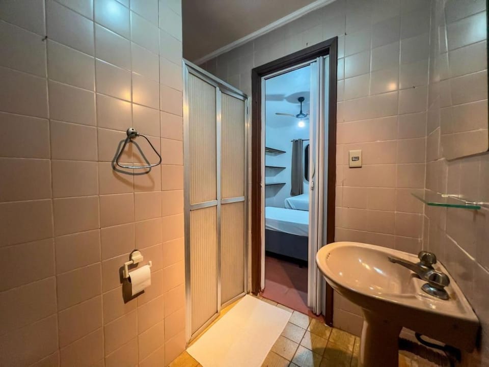 R18 - Apto pertinho da praia! Apartment in State of São Paulo