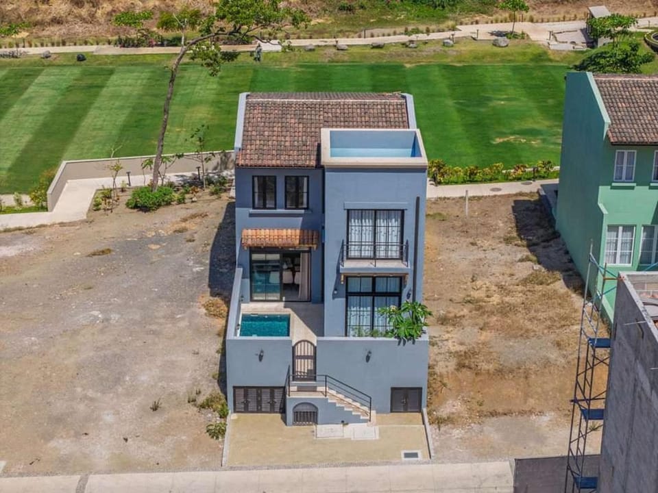 Modern Villa with Private Pool House in Guanacaste Province