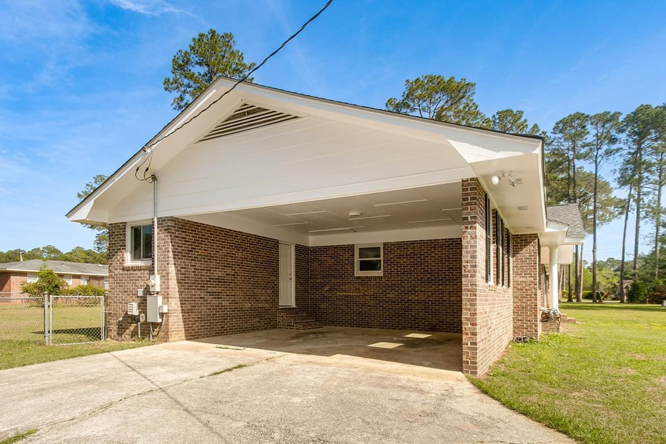Walk to Tift Regional Health! Refined Home w/ Yard House in Tifton