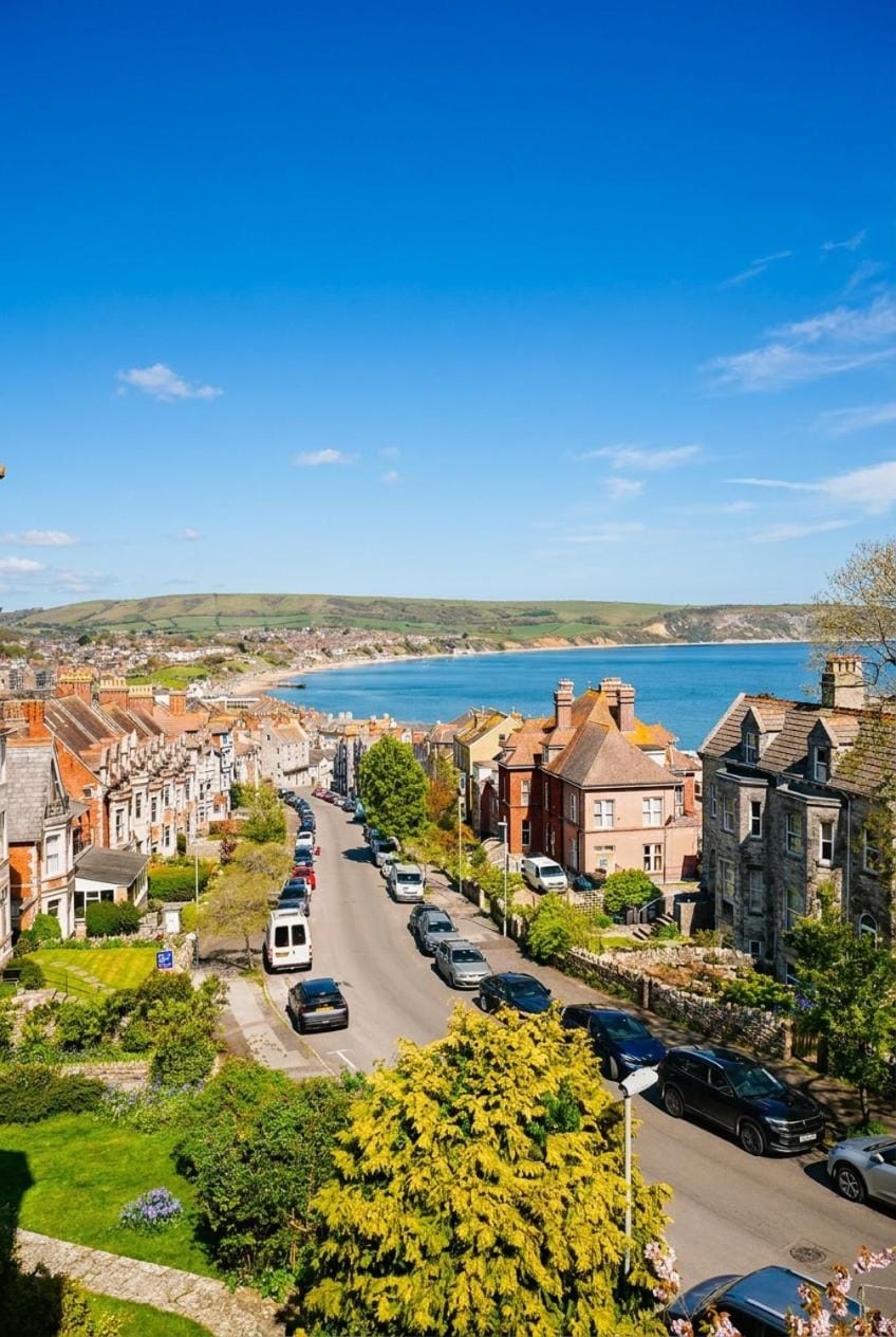 Sea View Escape - Apartment Close to Pier & Town Apartment in Swanage