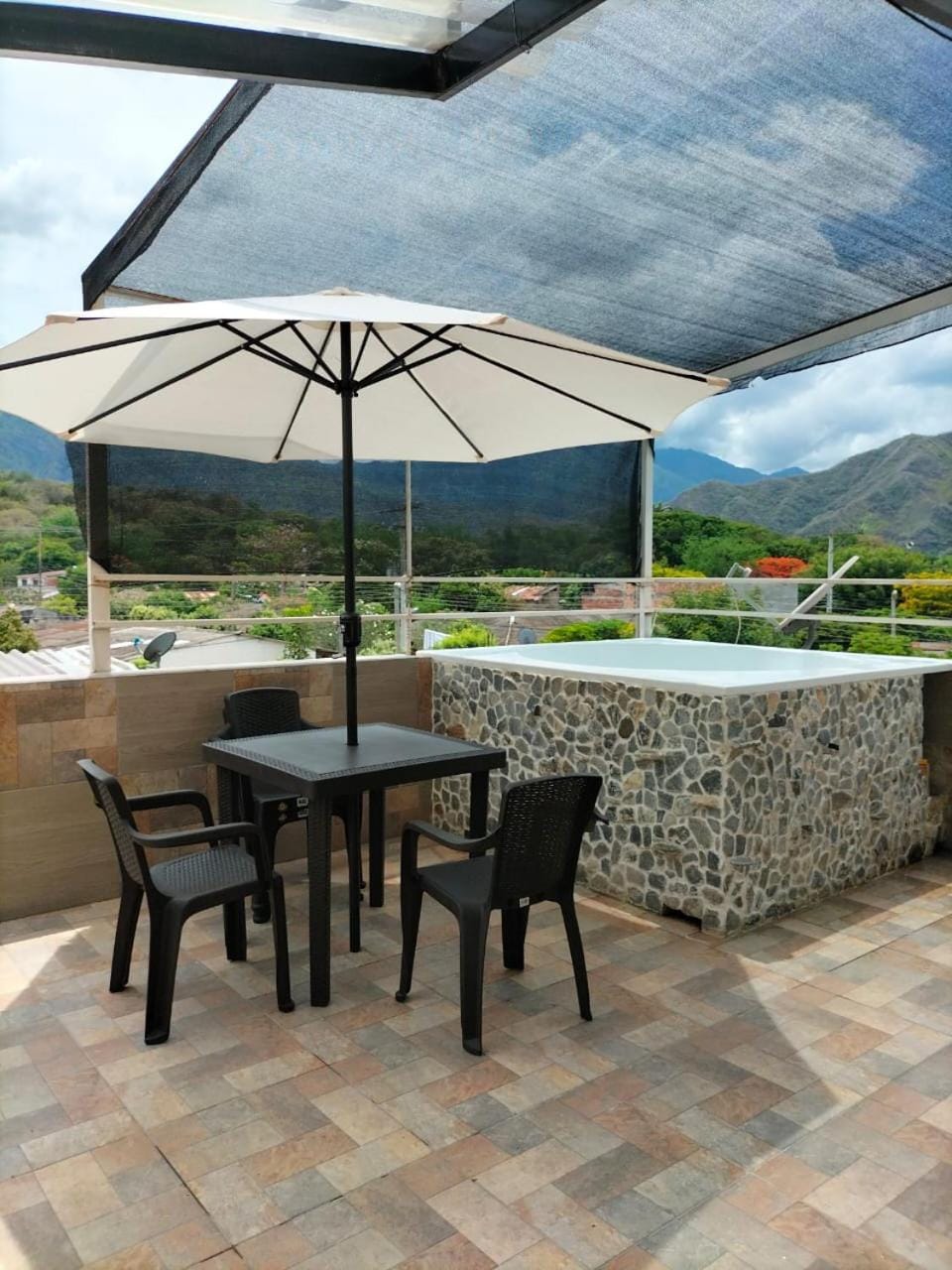 Day, Natural landscape, Balcony/Terrace, Dining area, Mountain view