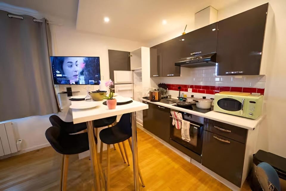 TV and multimedia, Kitchen or kitchenette