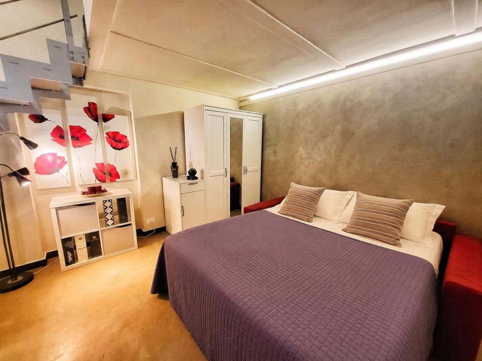 Bed, Living room, Seating area