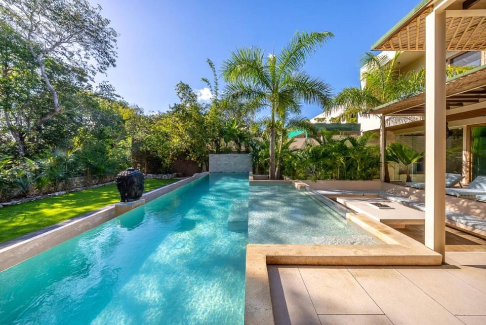 Luxury Villa with Private Pool in Playacar Villa in Playa del Carmen