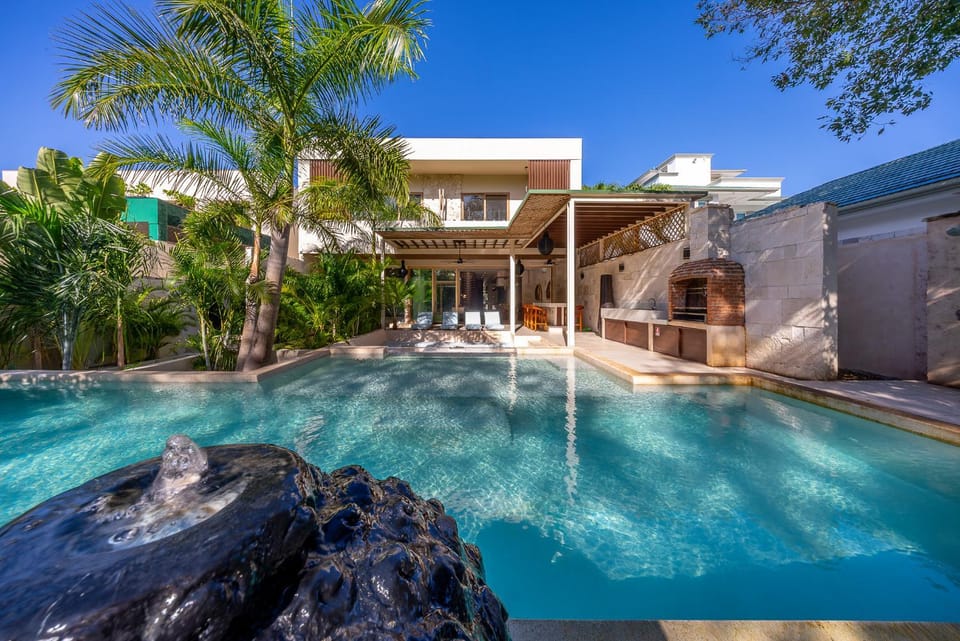Pool view, Swimming pool