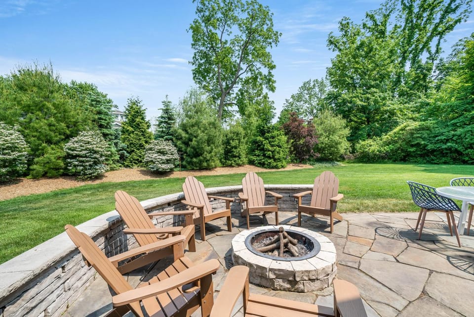 Modern Retreat w/ Hot Tub & Fire Pit - Walk to Beach! House in South Haven