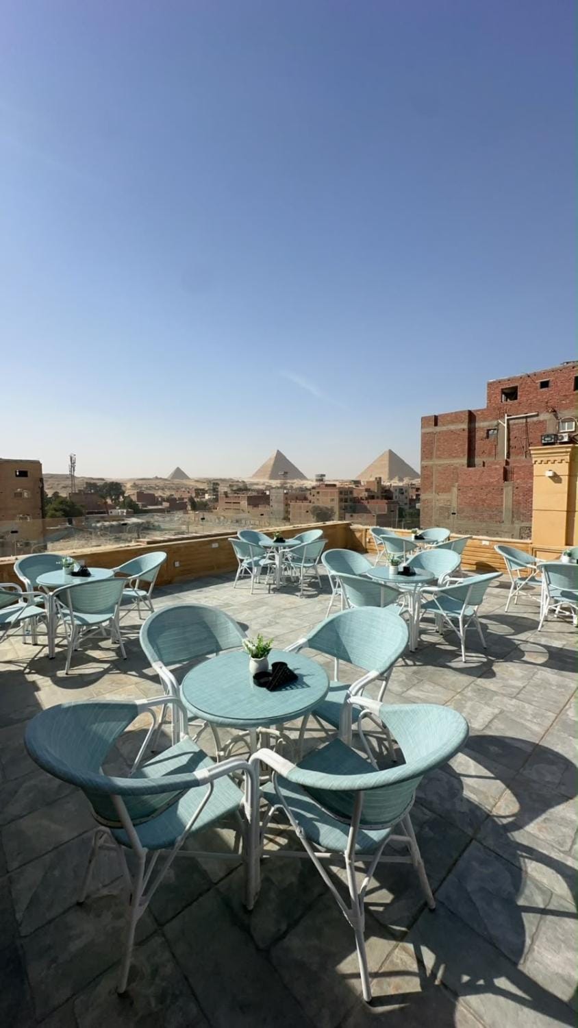 Patio, Day, Natural landscape, Living room, Seating area, Dining area
