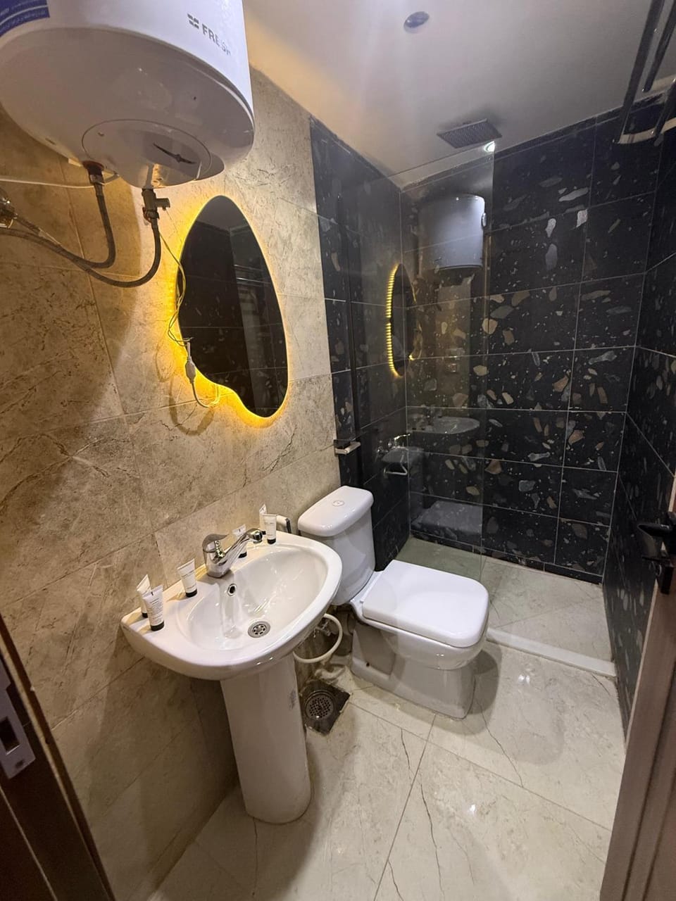Shower, Toilet, Bathroom, bidet